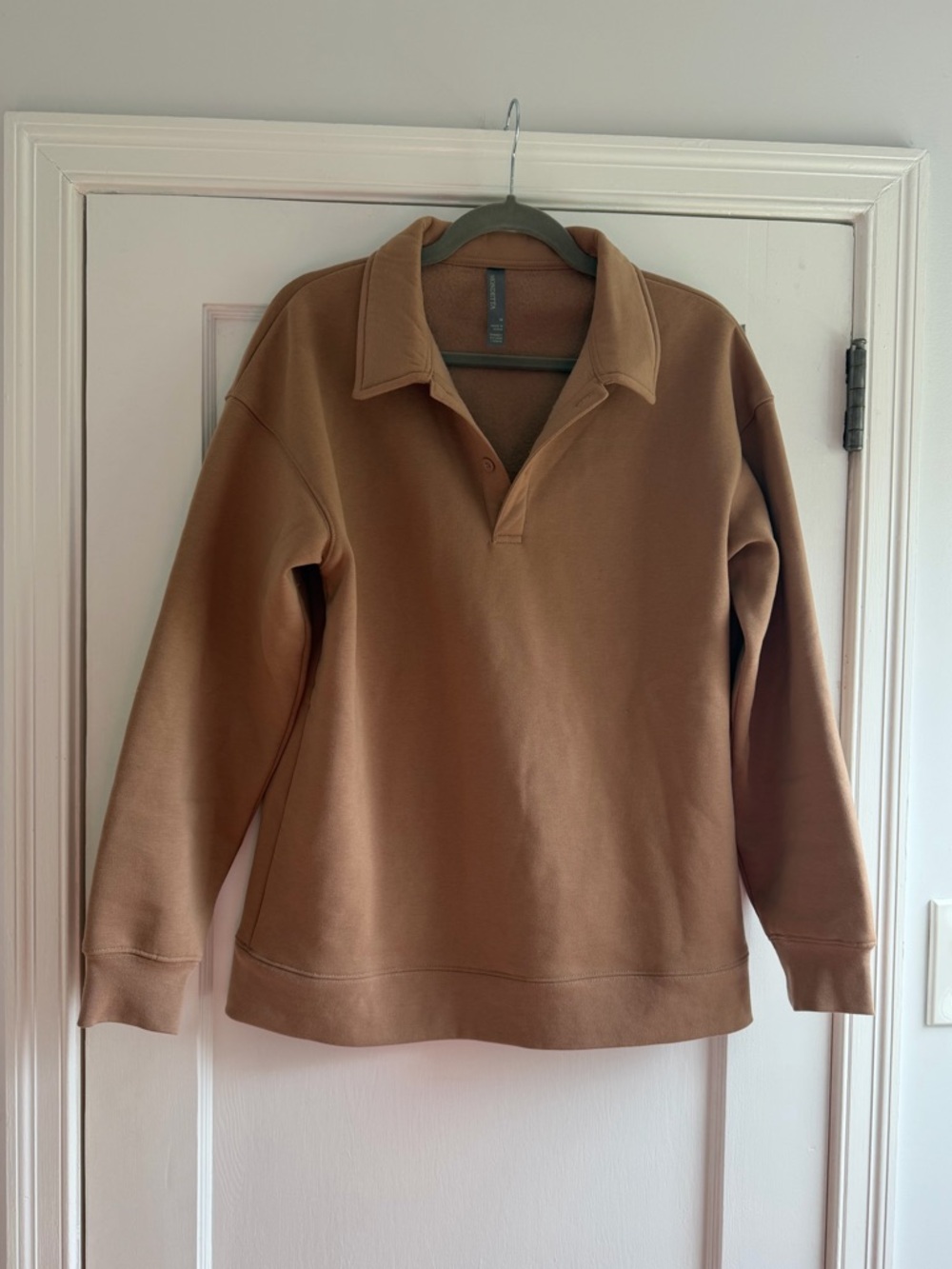 Mondetta 🤎 Polo Sweatshirt Tan Medium